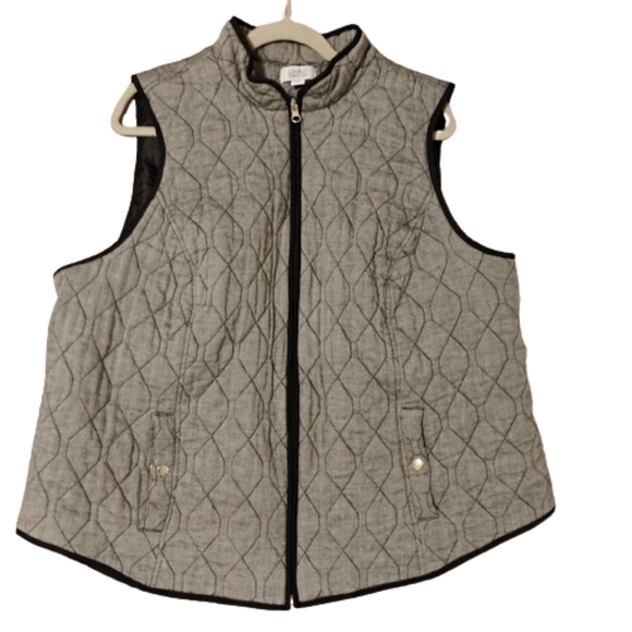 Croft & Barrow Quilted Woven Lined Vest,v2X - Picture 2 of 11